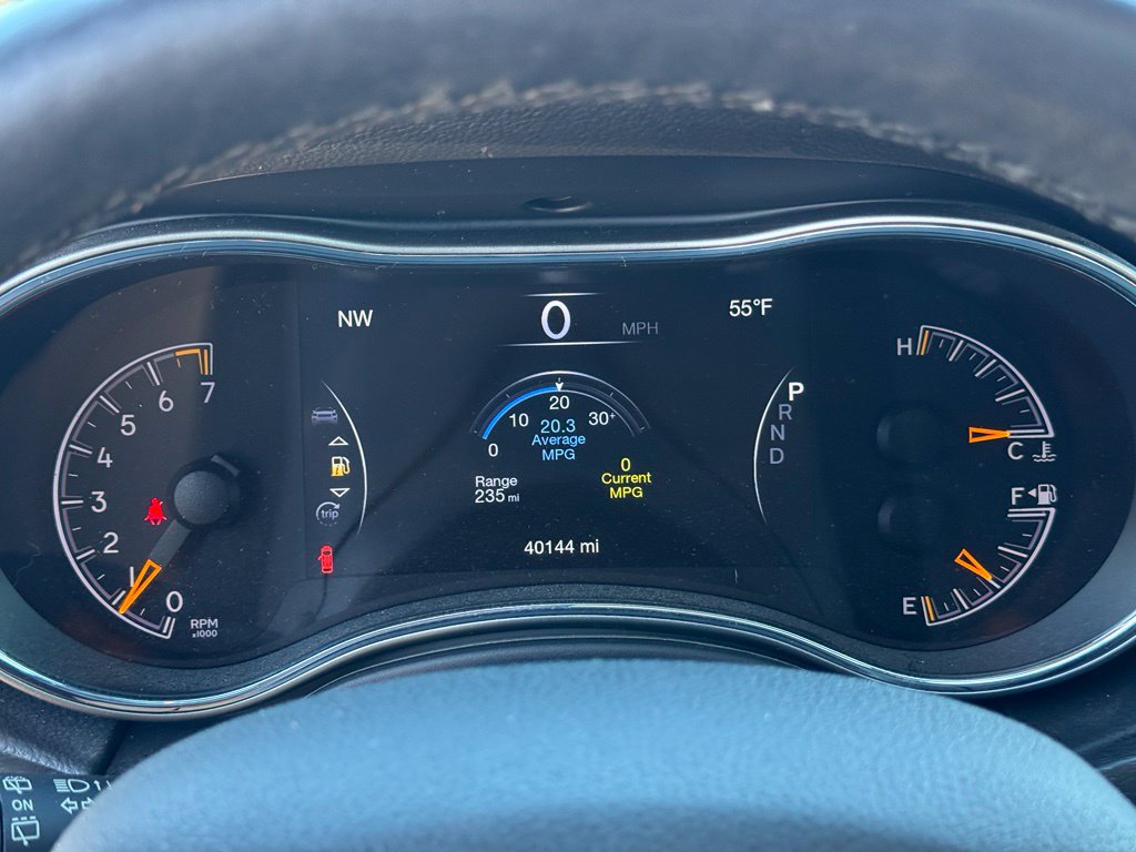 Used 2018 Jeep Grand Cherokee Limited AWD/4WD image 17