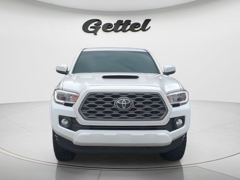 Certified 2022 Toyota Tacoma TRD Sport w/ Technology Package image 8
