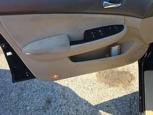 Used 2006 Honda Accord SE image 9