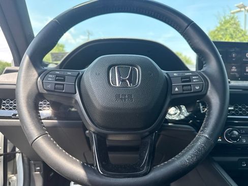 Used 2025 Honda Accord Sport image 7