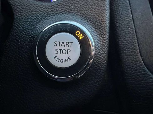 Used 2011 INFINITI G37 x w/ Sport Appearance Package image 35