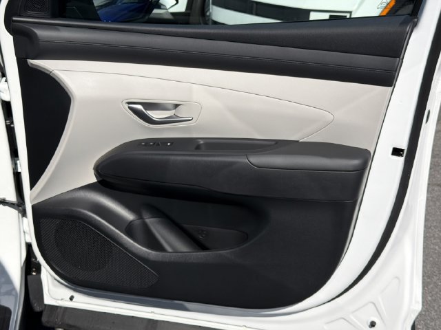 New 2026 Hyundai Tucson SEL FWD image 15