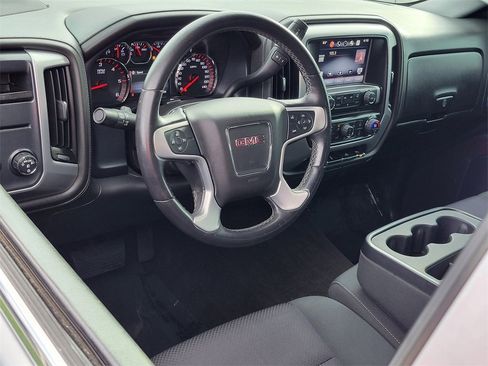 Used 2015 GMC Sierra 1500 SLE w/ SLE Value Package image 3