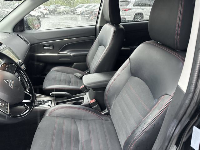 Used 2025 Mitsubishi Outlander Sport AWD image 15
