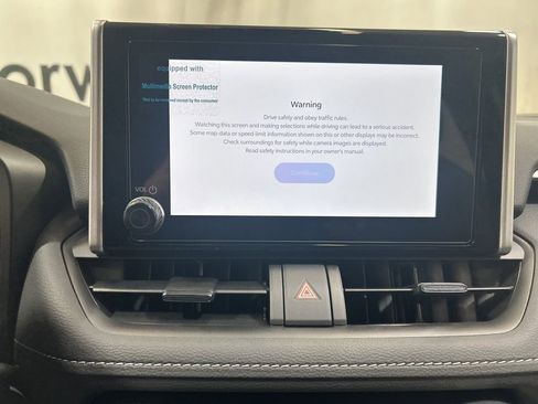 Used 2025 Toyota RAV4 XLE w/ Convenience Package image 25