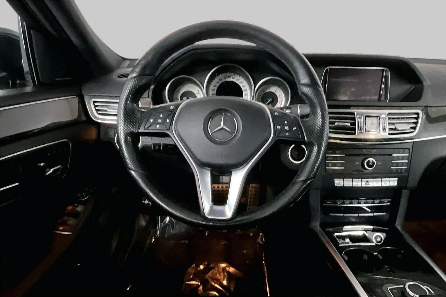 Used 2016 Mercedes-Benz E 350 4MATIC Wagon image 6
