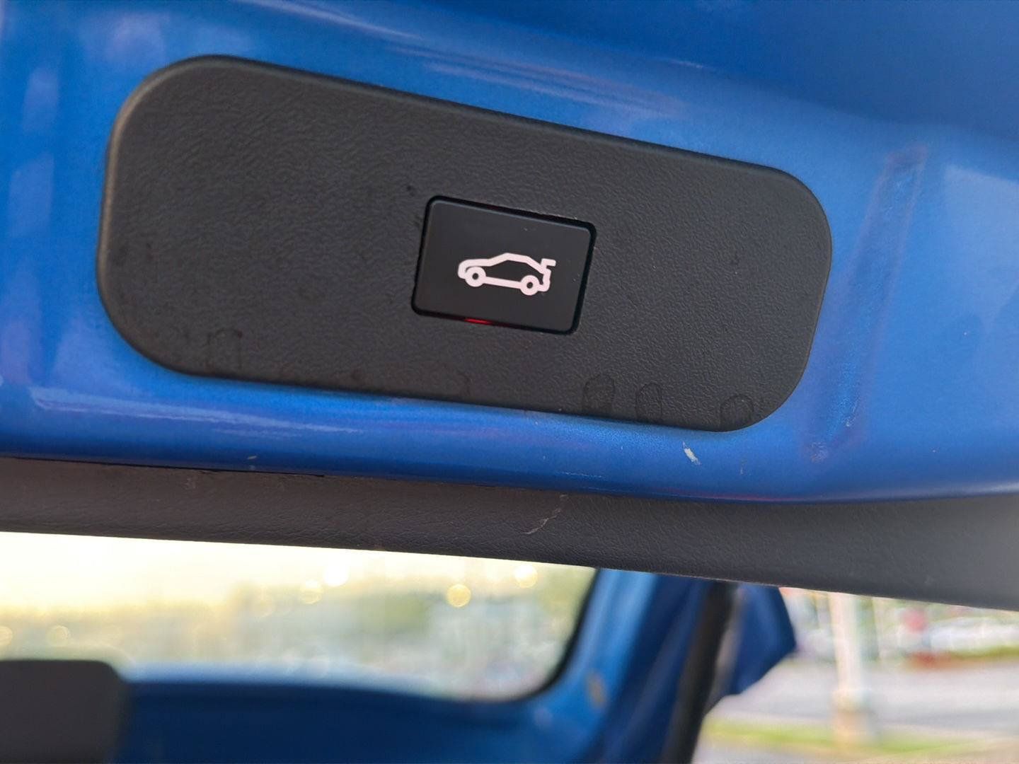Used 2024 Nissan Kicks S FWD image 33