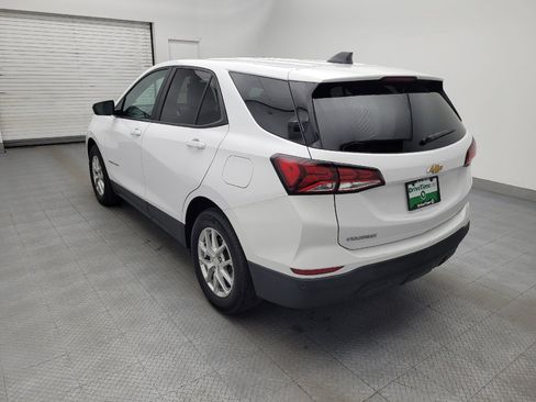 Used 2023 Chevrolet Equinox LS w/ LS Convenience Package FWD image 5