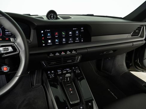 Certified 2025 Porsche 911 Carrera image 13