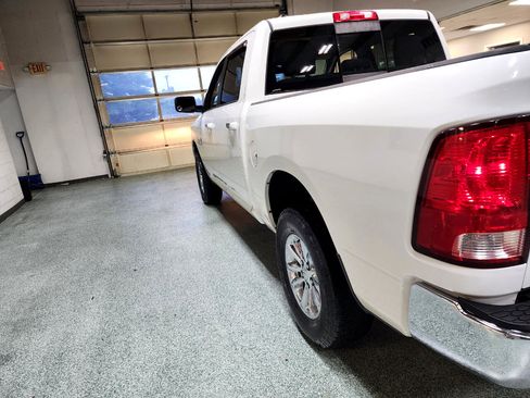 Used 2013 RAM 1500 Classic SLT w/ Premium Display Pkg image 10