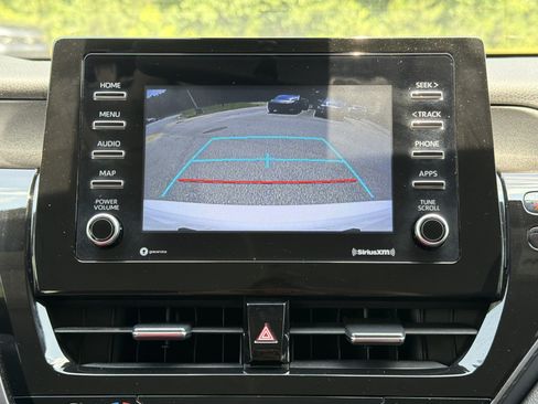 Used 2024 Toyota Camry LE FWD image 7