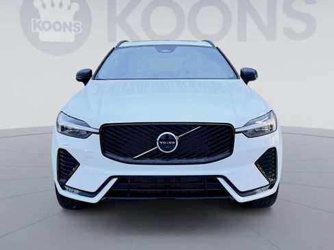 New 2026 Volvo XC60 B5 Plus w/ Protection Package Premier image 11