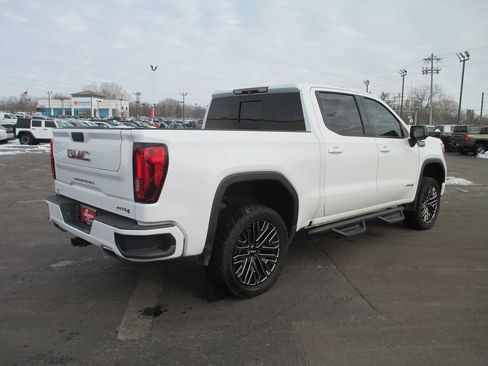 Used 2019 GMC Sierra 1500 AT4 w/ AT4 Premium Package image 3