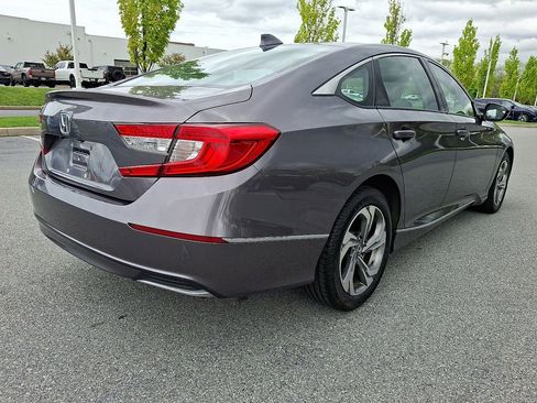 Used 2018 Honda Accord EX-L image 10