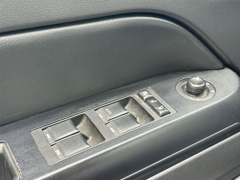 Used 2016 Jeep Patriot Latitude AWD/4WD image 21