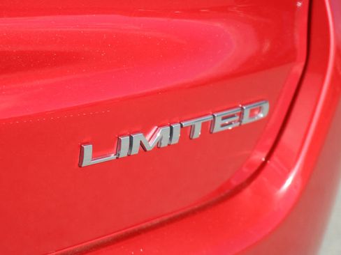 Used 2024 Jeep Compass Limited AWD/4WD image 8