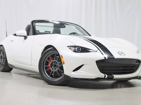 Used 2023 MAZDA MX-5 Miata Grand Touring RWD image 8