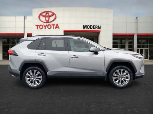 Certified 2024 Toyota RAV4 XLE Premium image 4