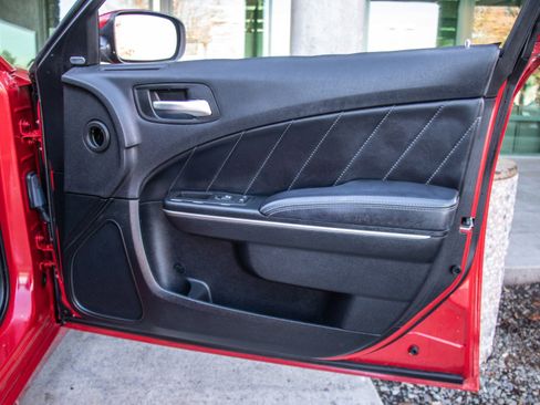 Used 2016 Dodge Charger R/T image 20