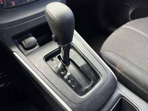 Used 2017 Nissan Sentra S image 19