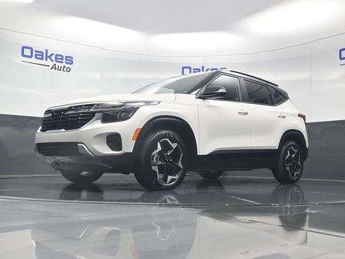 Certified 2026 Kia Seltos S FWD image 39