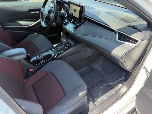 Used 2025 Toyota Corolla SE FWD image 30