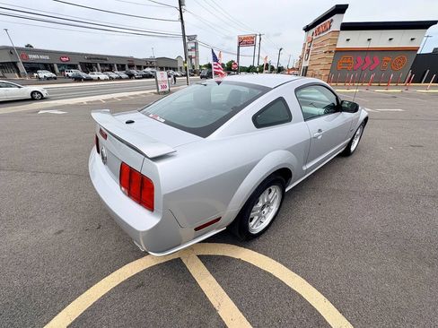 Used 2007 Ford Mustang GT Premium RWD image 25