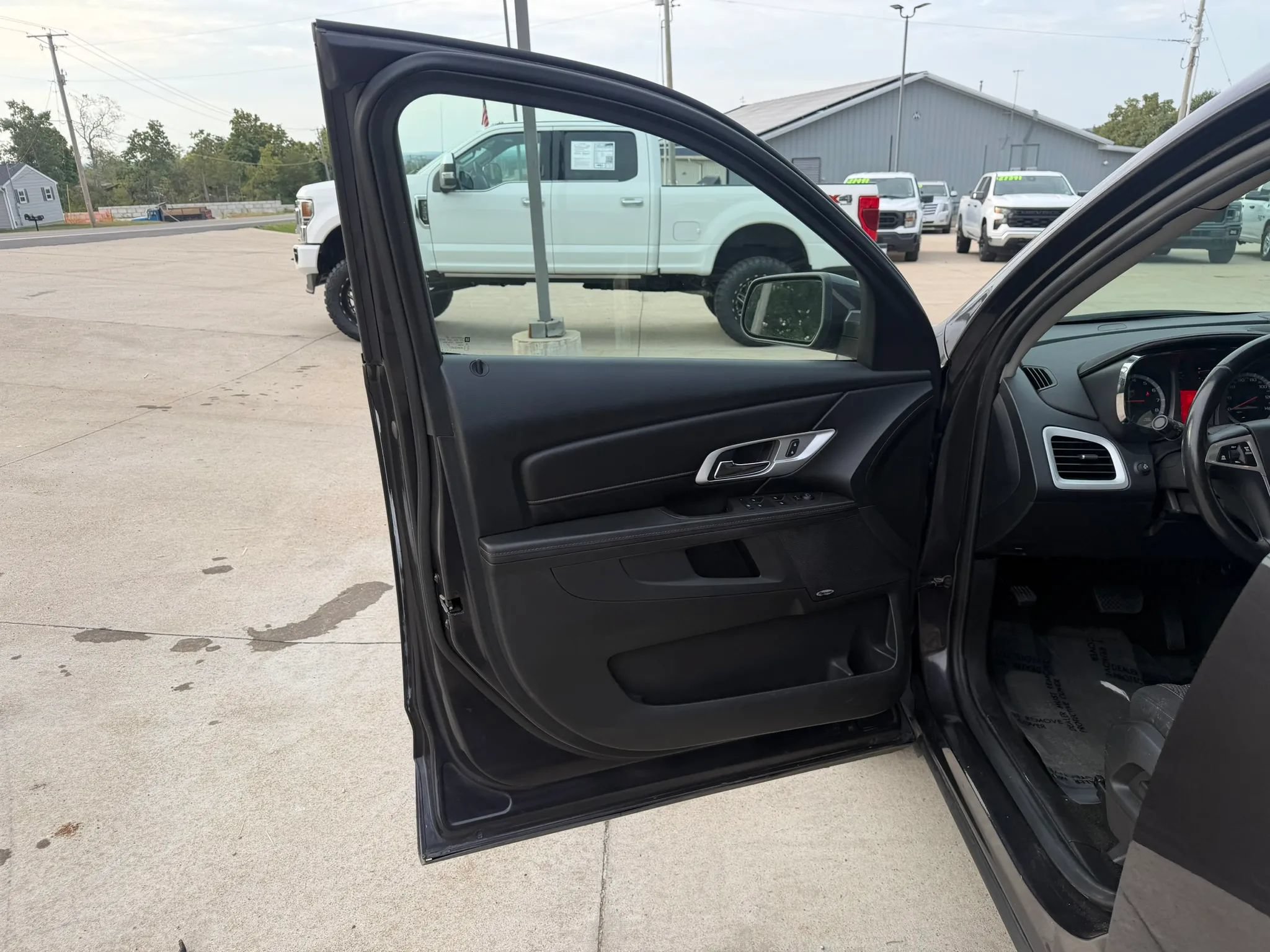Used 2015 GMC Terrain SLE w/ Convenience Package AWD/4WD image 13