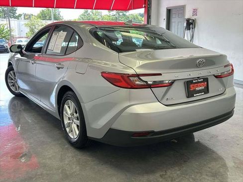 Certified 2025 Toyota Camry LE FWD image 5