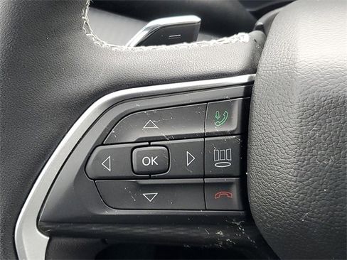 New 2025 Jeep Grand Cherokee L Altitude image 23