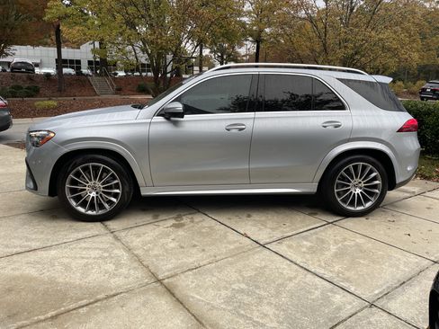 Certified 2024 Mercedes-Benz GLE 450 4MATIC image 13