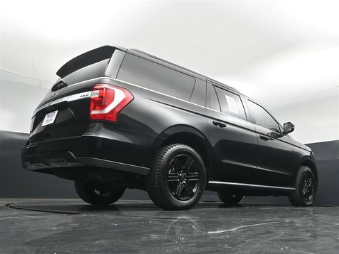 Used 2020 Ford Expedition Max XLT w/ Equipment Group 202A AWD/4WD image 32