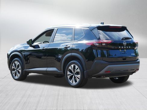 Certified 2023 Nissan Rogue SV w/ SV Premium B Package AWD/4WD image 5