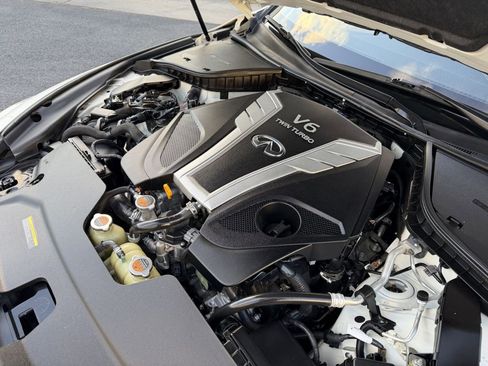 Used 2018 INFINITI Q60 3.0t Luxe w/ Sensory Package 3.0T Luxe image 30