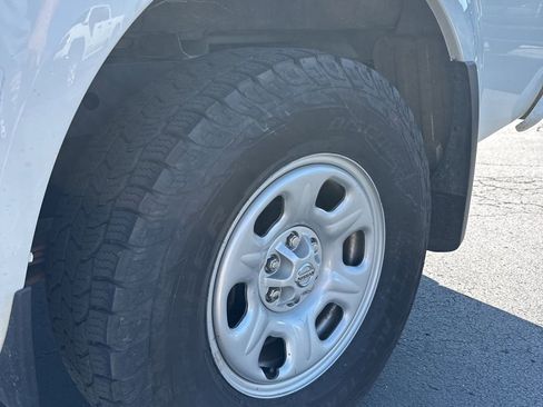 Used 2020 Nissan Frontier S image 6