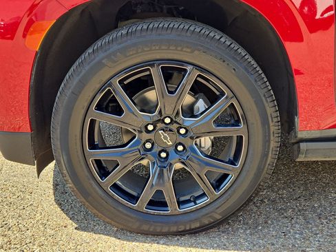 Used 2023 Chevrolet Tahoe High Country AWD/4WD image 11