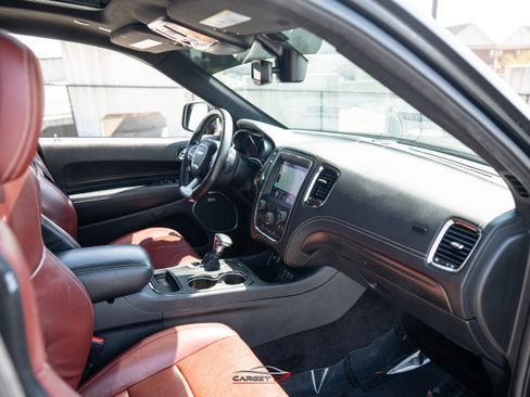 Used 2018 Dodge Durango SRT w/ SRT Interior Appearance Group AWD/4WD image 15