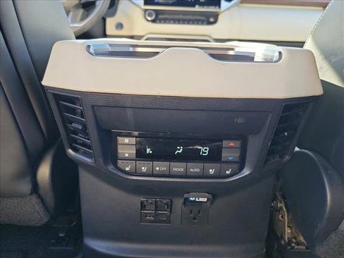 Used 2023 Toyota Sequoia Capstone image 17