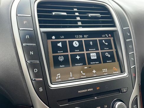 Used 2016 Lincoln MKX Black Label w/ Technology Package AWD/4WD image 39