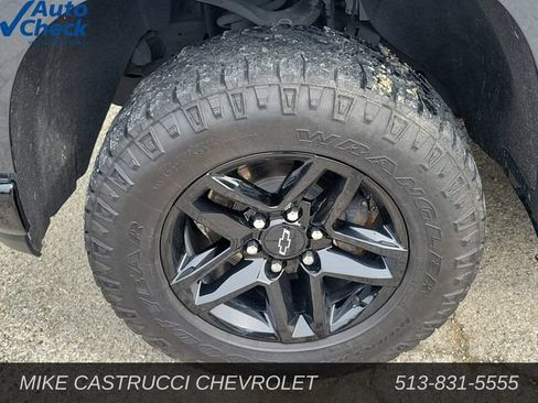 Used 2021 Chevrolet Silverado 1500 LT Trail Boss AWD/4WD image 9