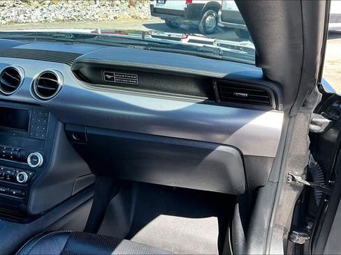 Used 2020 Ford Mustang GT RWD image 16