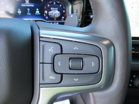 Used 2023 Chevrolet Silverado 1500 LTZ image 21