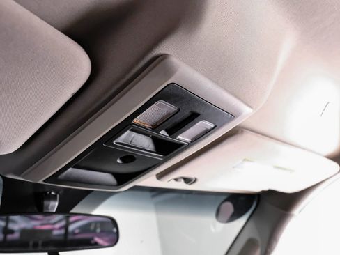 Used 2019 RAM 1500 Classic SLT image 19