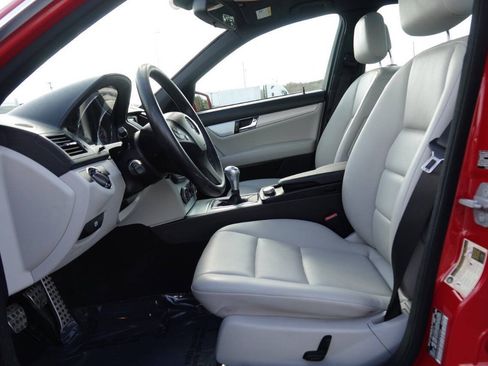 Used 2010 Mercedes-Benz C 300 Sedan image 58