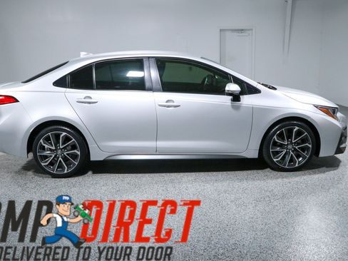 Used 2022 Toyota Corolla SE FWD image 6