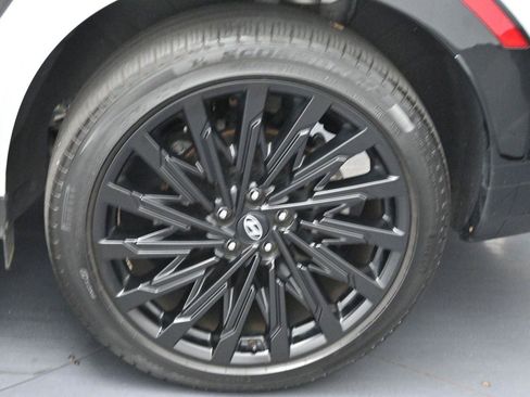 Used 2024 Hyundai Santa Fe Calligraphy AWD/4WD image 40