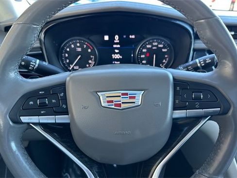 Used 2022 Cadillac XT6 Premium Luxury w/ Technology Package image 28