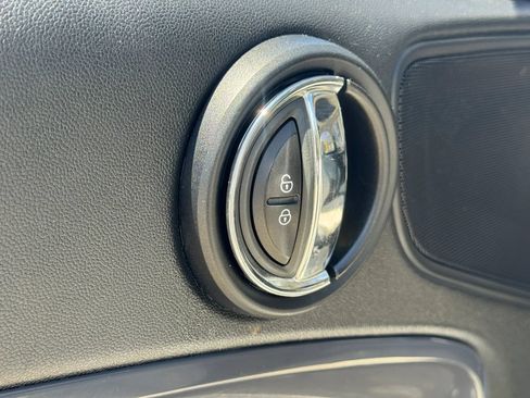 Used 2019 MINI Cooper Countryman S w/ Convenience Package FWD image 11