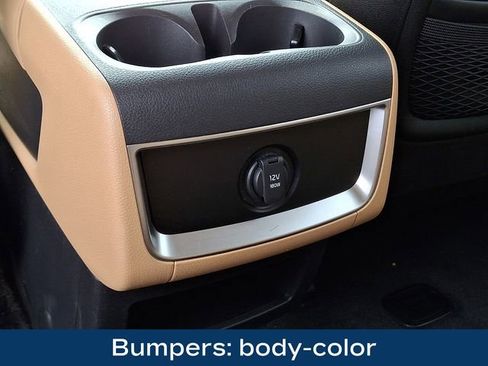 Used 2022 Kia Carnival LX image 15