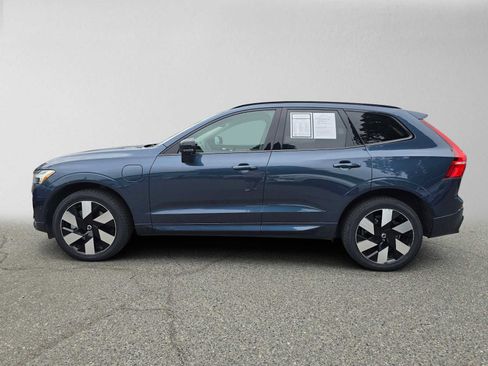 Certified 2024 Volvo XC60 T8 Plus w/ Protection Package Premier AWD/4WD image 6
